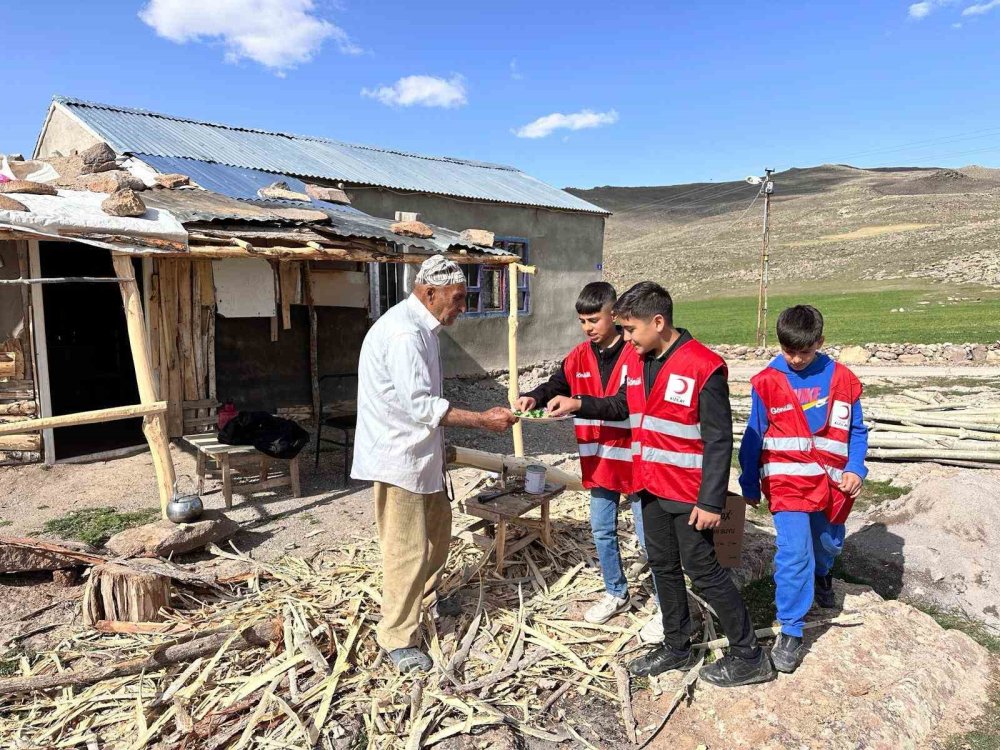 Van'da kayıp yaşlı adamın cansız bedenine ulaşıldı