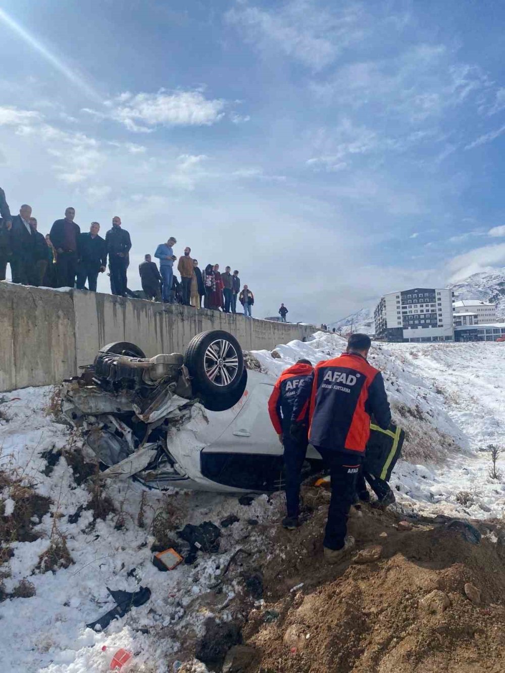 Bitlis'te feci kaza: 1 ölü, 1 yaralı