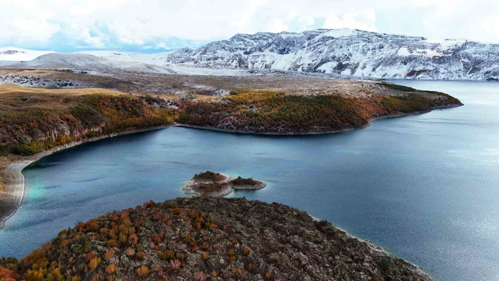 Nemrut Kalderası’nın kartpostallık görüntüsü