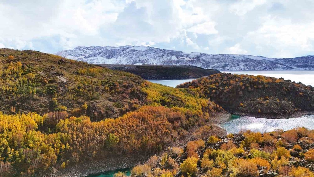 Nemrut Kalderası’nın kartpostallık görüntüsü