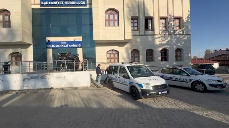 Erzurum sahte altın bozdurmak isteyen şahıslar yakalandı