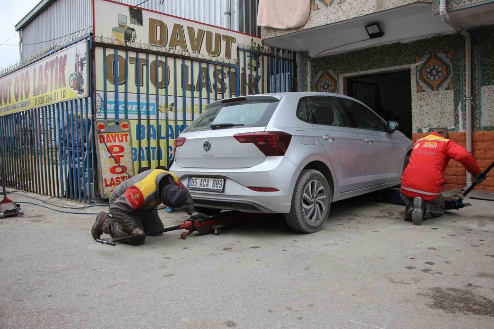 Van’daki oto lastikçilerde hareketlilik