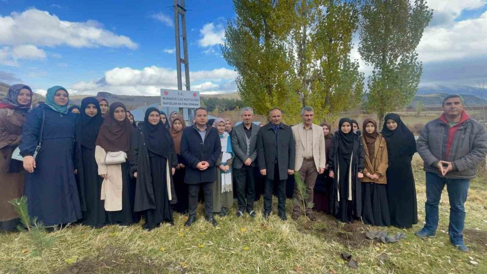 Van'da ‘Hafızlar Hatıra Ormanı’ oluşturuldu