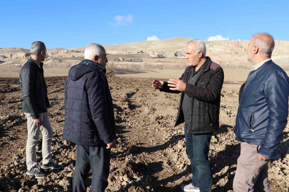 Van’da atık barajı çöktü