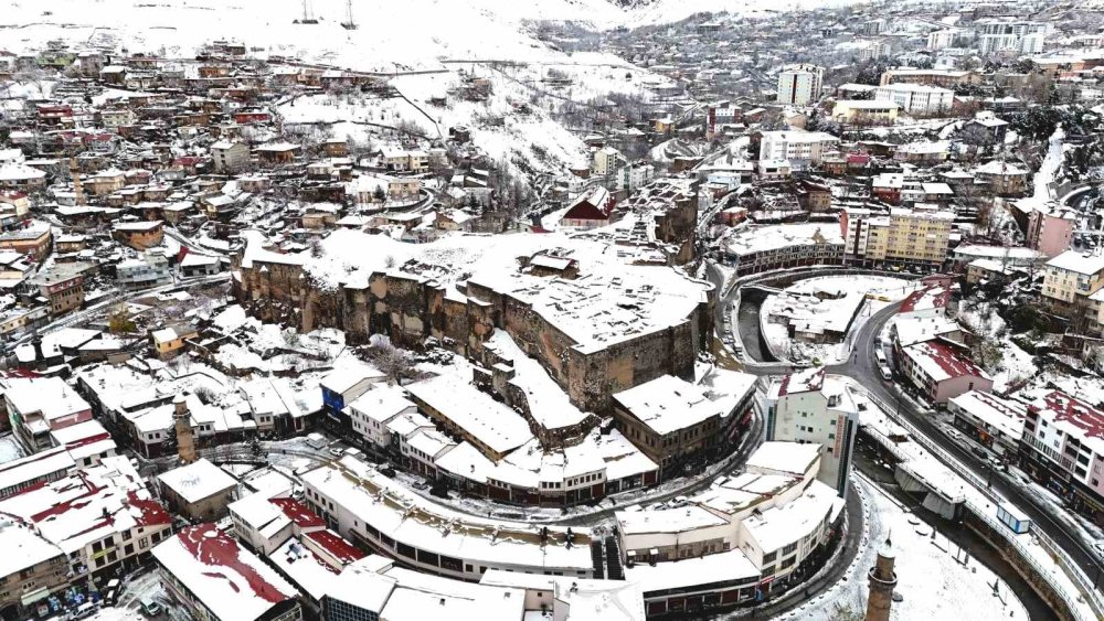 Bitlis’te kartpostallık görüntüler oluşturdu