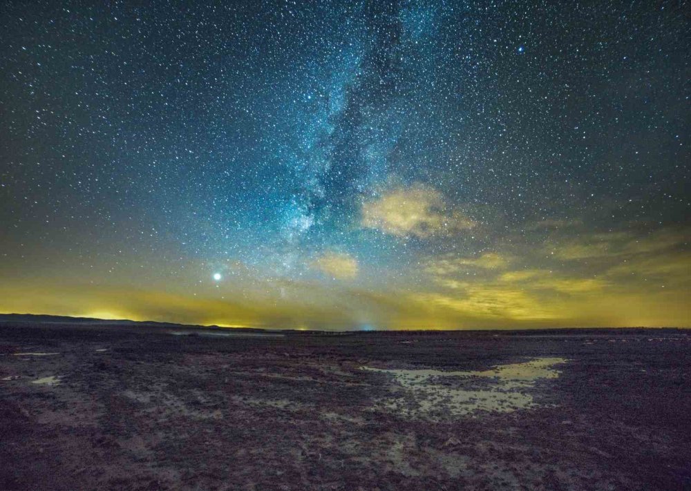 Bitlis kaplıcalarının gece görüntüsü adeta büyülüyor