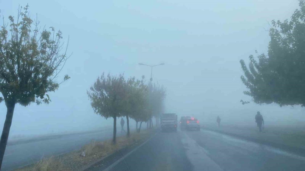 Diyarbakır’ın tarihi mekanları sisin gizemli atmosferiyle buluştu