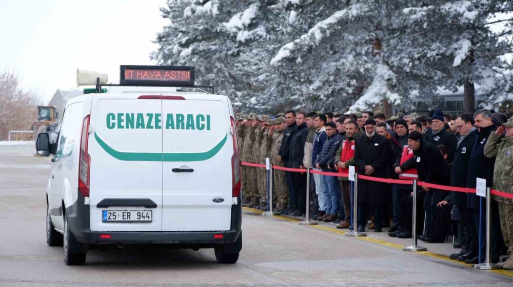 Erzurum şehidini gözyaşlarıyla karşıladı