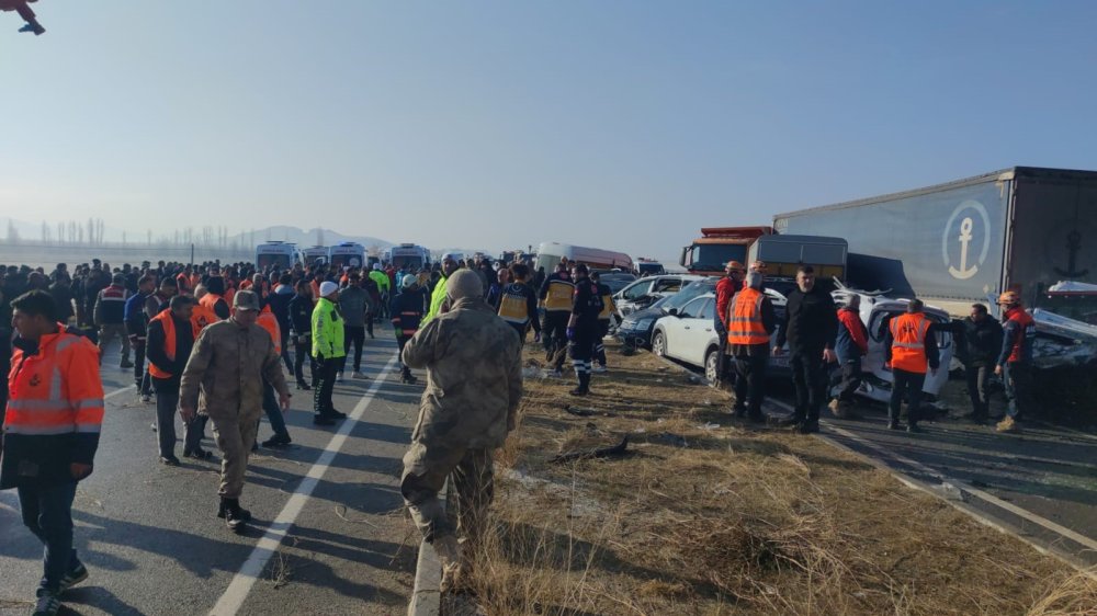 Van’da can pazarı yaşandı: 1 ölü, 51 yaralı