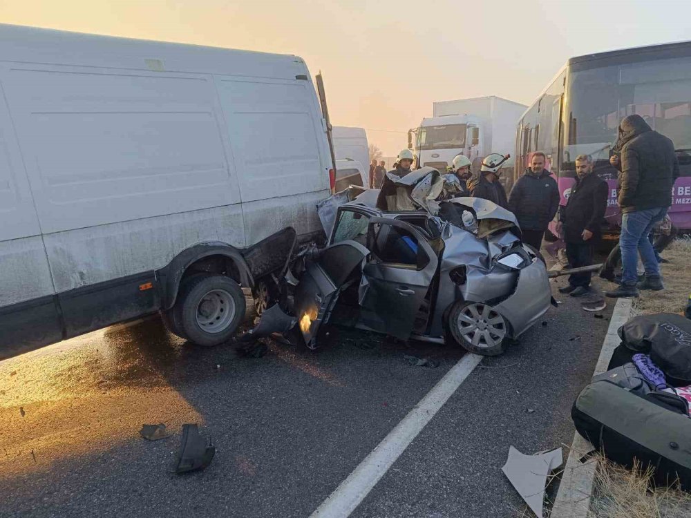 Van'da 35 aracın karıştığı feci kazanın görüntüleri ortaya çıktı