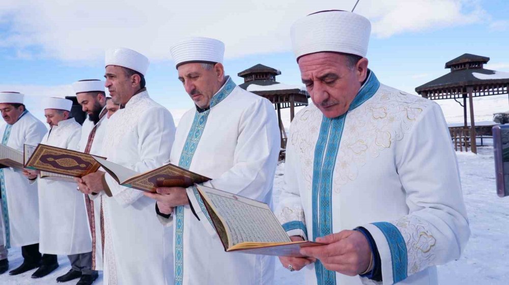 Erzurum'da 500 yıllık gelenek: 1001 Hatim başladı