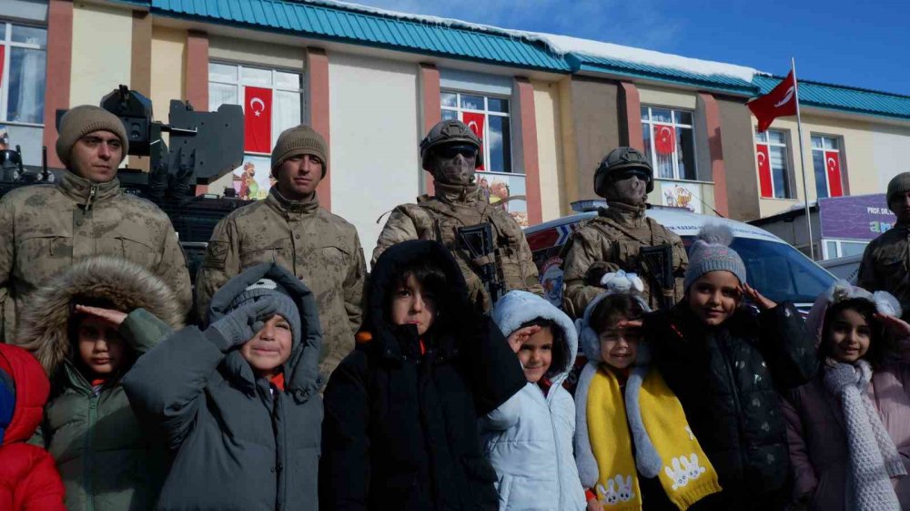 Erzurum’da farklı bir yerli malı kutlaması