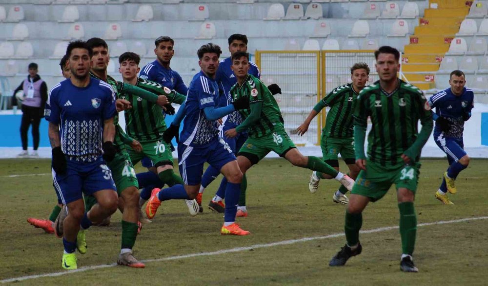 Erzurumspor, Sakaryaspor'u mağlup ederek gruplara adını yazdırdı